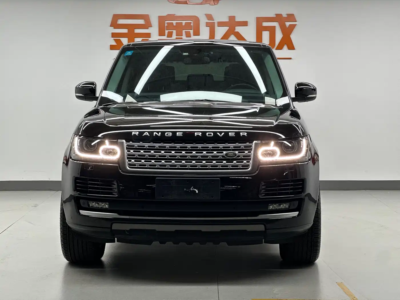 Land Rover Range Rover 2015 3.0 SC V6 Obsidian Limited Edition фото 2
