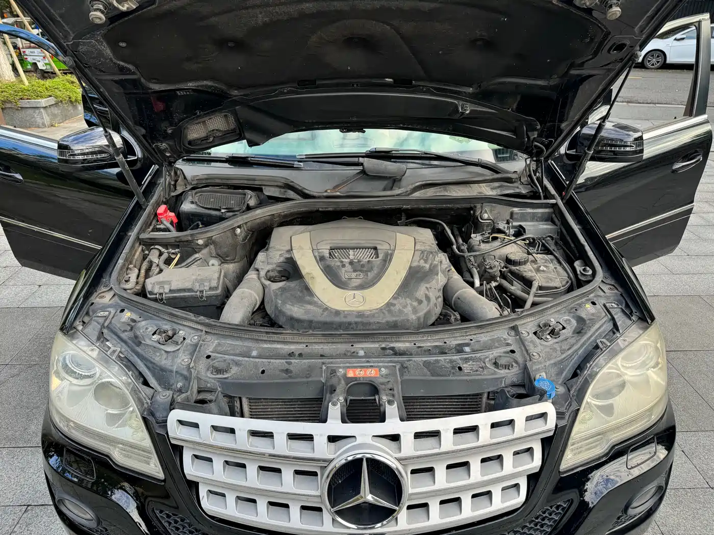 Mercedes-Benz M-Class 2010 ML 350 4MATIC Luxury фото 17