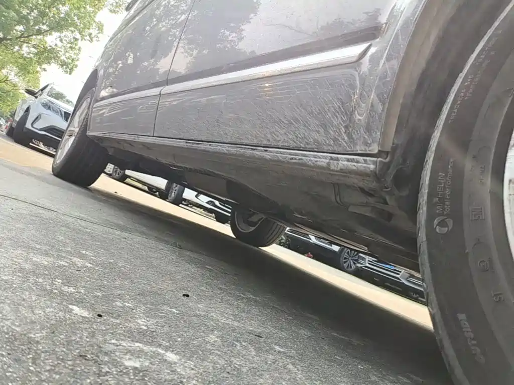 Volkswagen Multivan 2019 2018 2.0TSI 2WD Luxury Edition 7-Seater