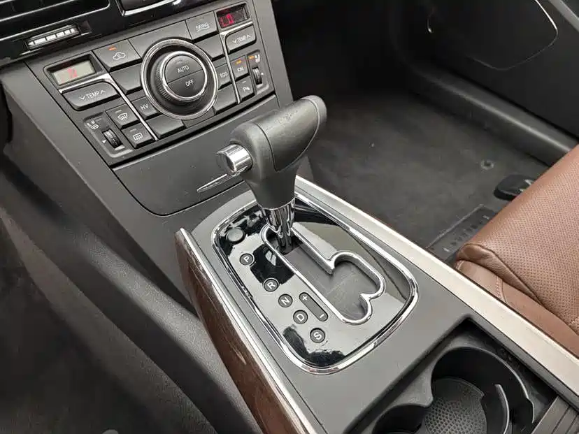 Hongqi H7 2017 2.0T Luxury фото 14