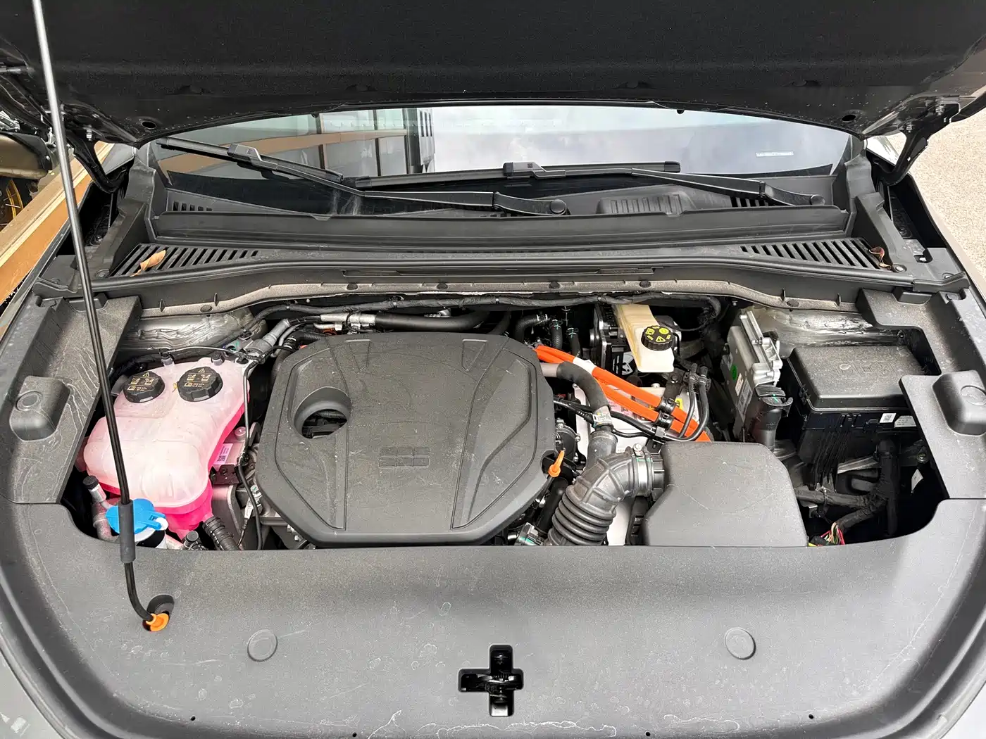 Geely Boyue REV 2026 2026 Extended Range Base Model