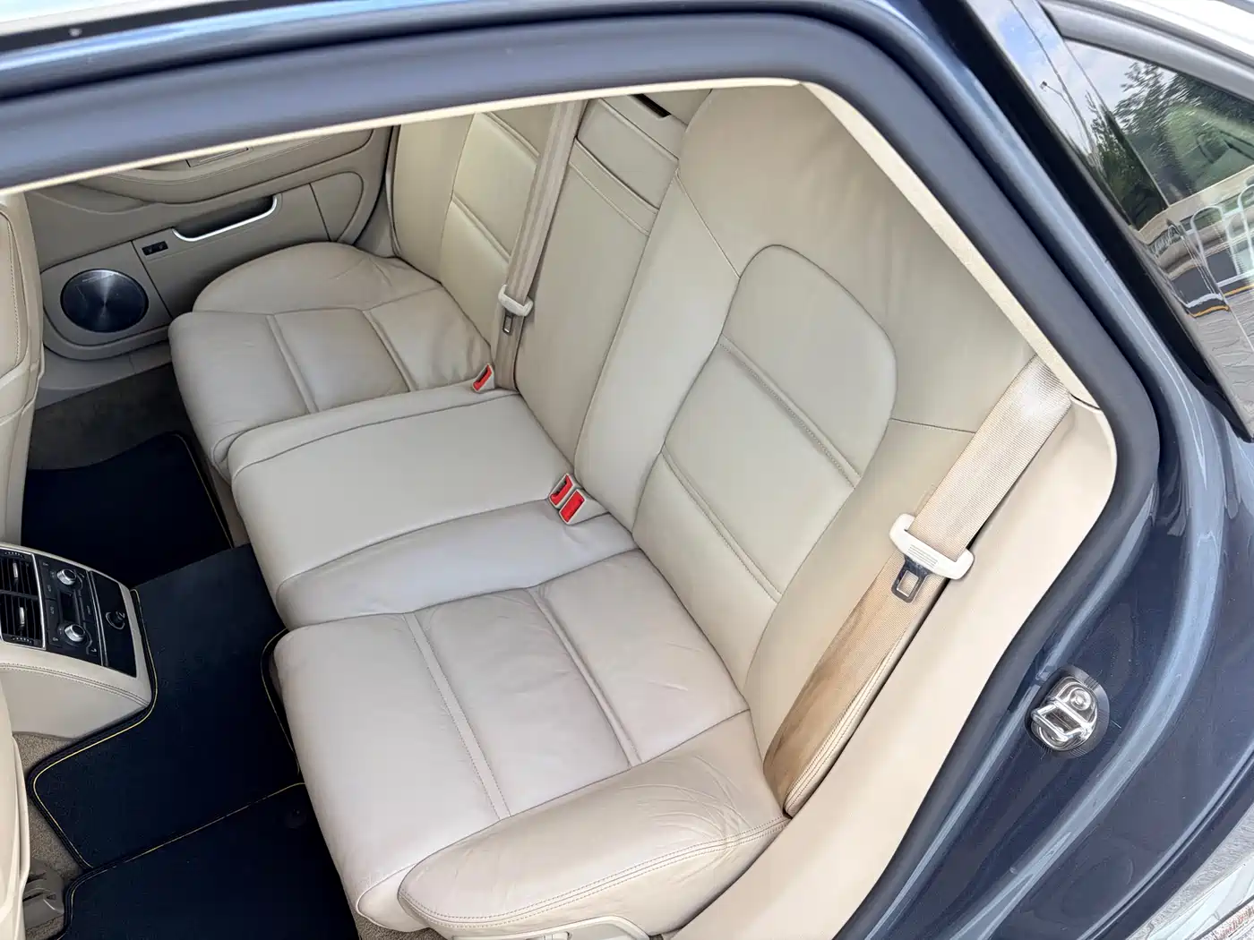 Audi S8 2008 2008 Model S8 5.2FSI quattro