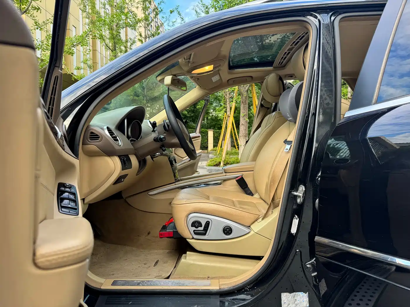 Mercedes-Benz M-Class 2010 ML 350 4MATIC Luxury фото 12