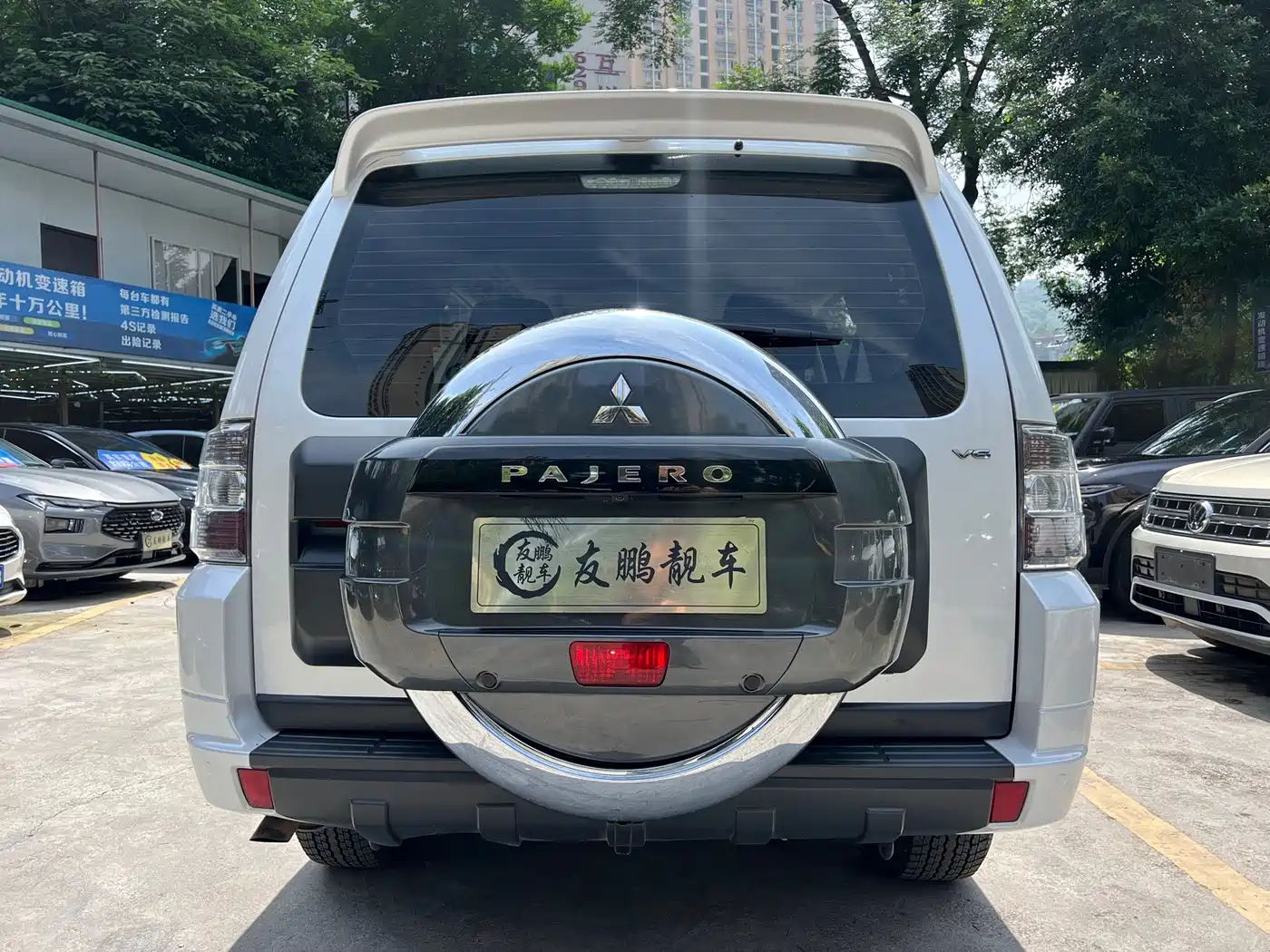Mitsubishi Pajero (Import) 2020 3.0L Automatic Standard Edition фото 19