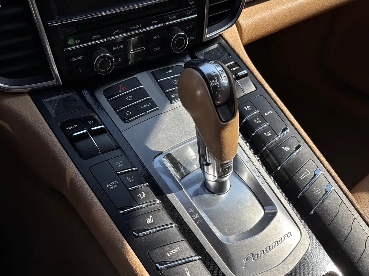 Porsche Panamera 2010 Panamera 3.6L фото 9