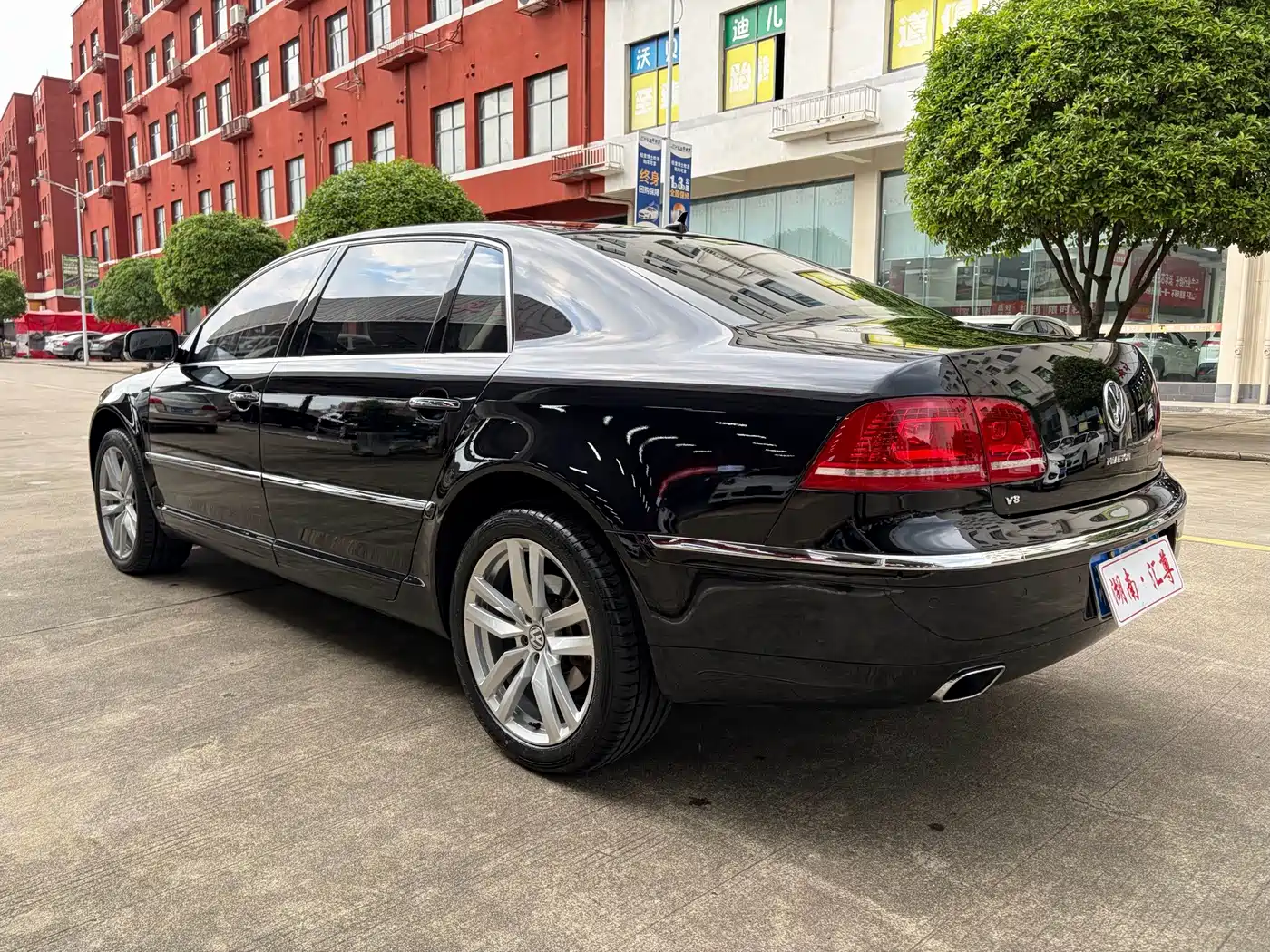 Volkswagen Phaeton 2012 2012 4.2L Luxury Custom