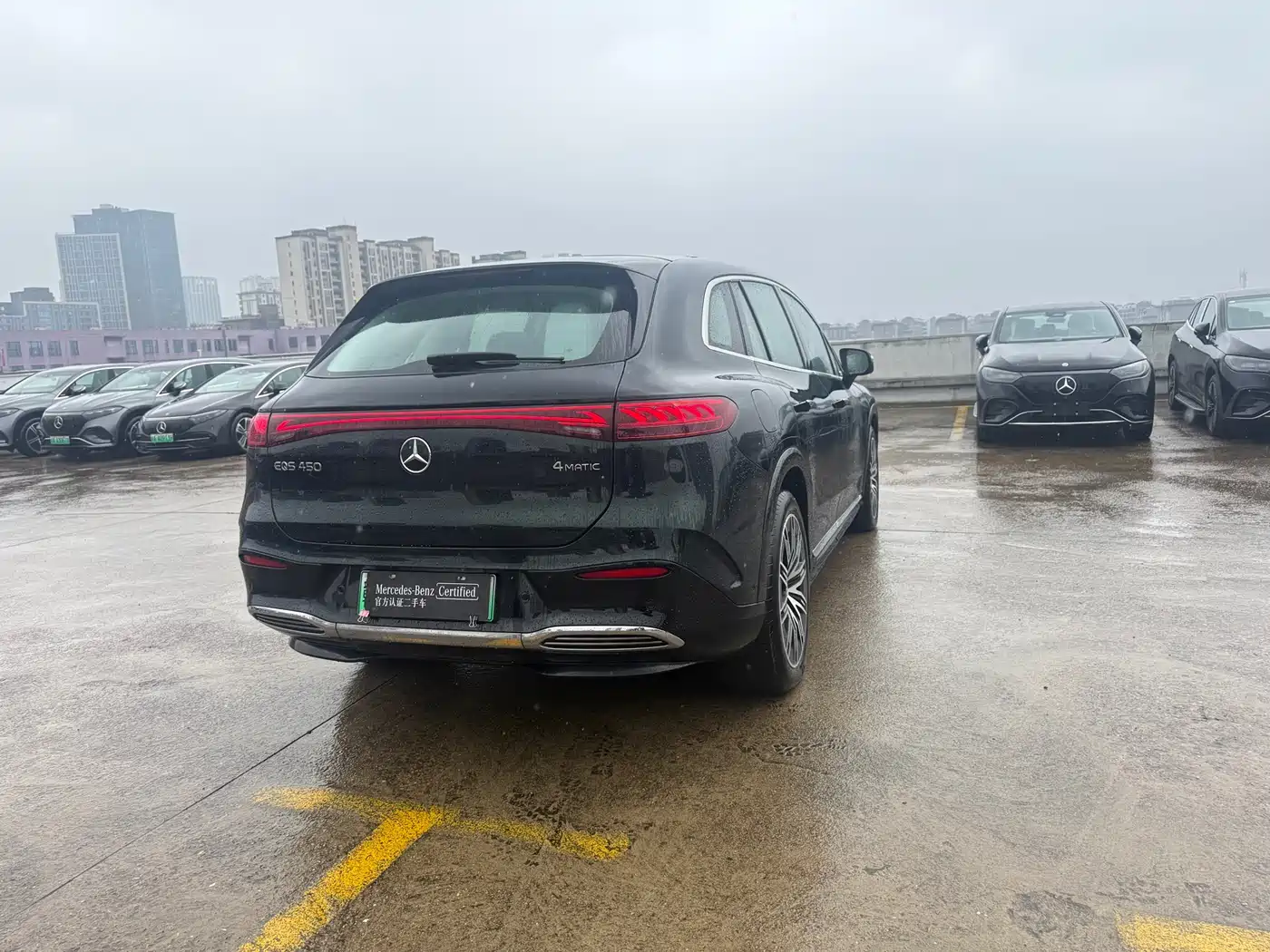 MERCEDES-BENZ EQS SUV