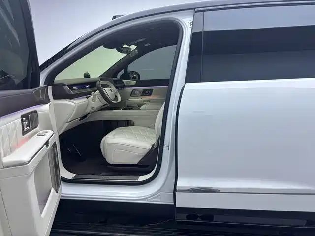 NIO ES9 2026