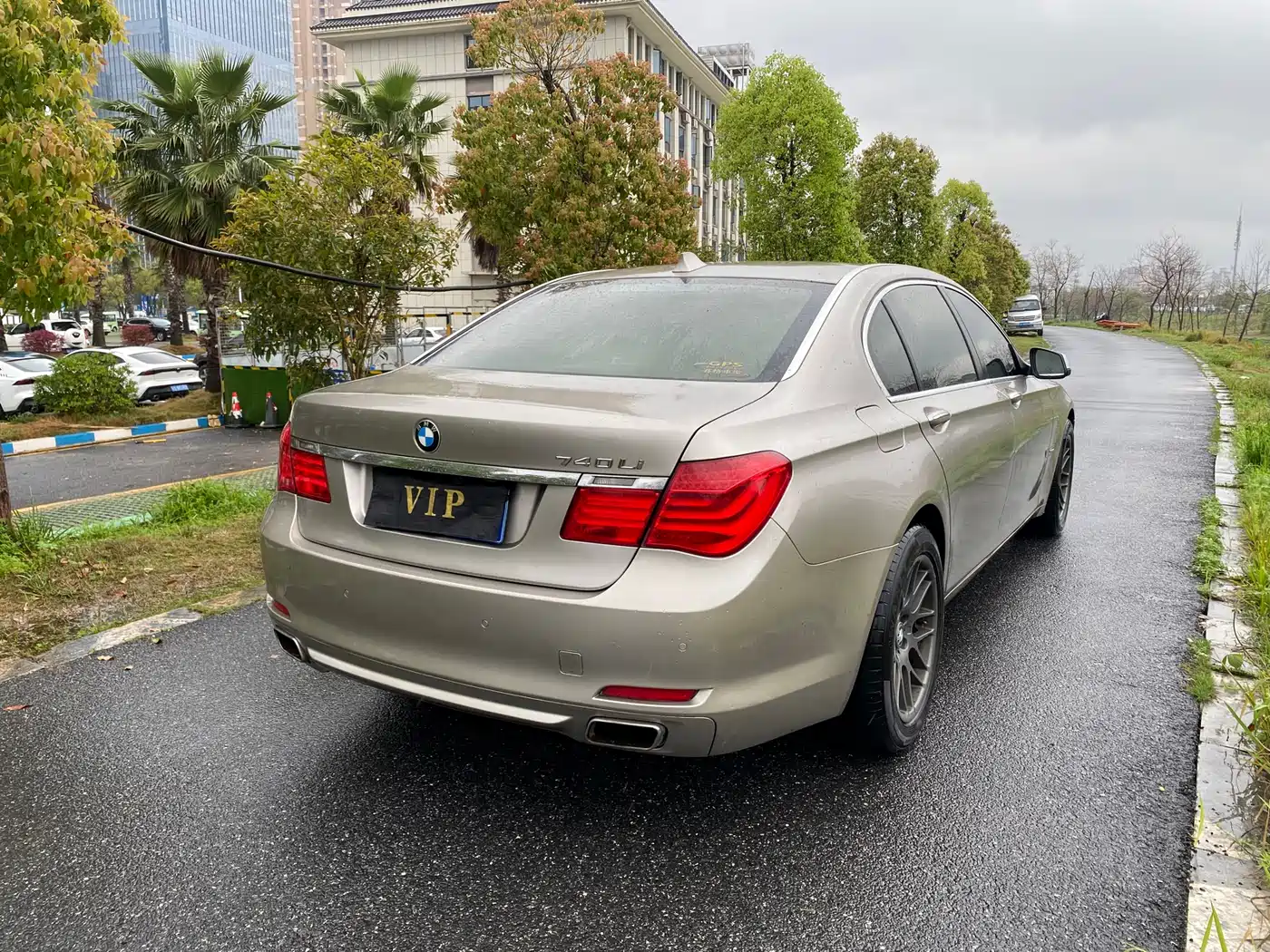 BMW 7 Series 2011 730Li Elegance фото 7