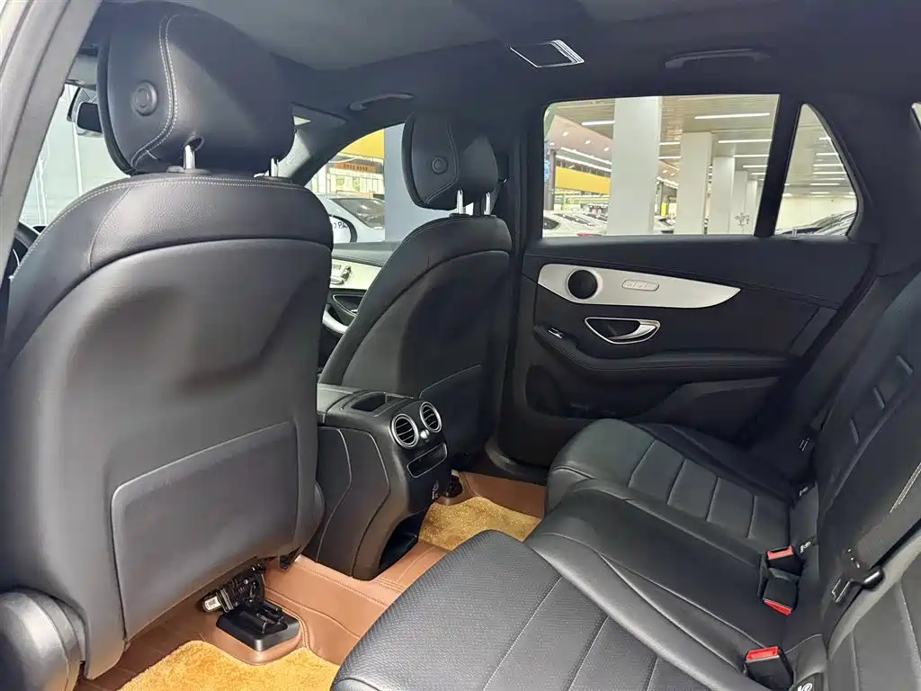 Mercedes-Benz GLC 2022 Facelift III GLC 260 L 4MATIC Dynamic фото 11