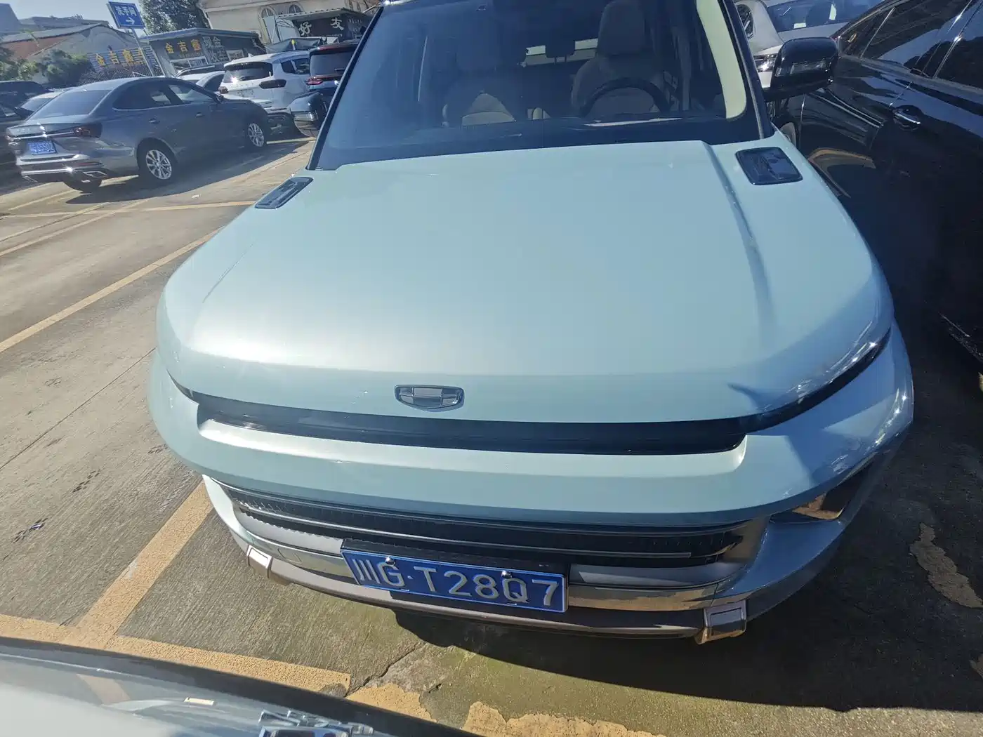 Photo 2 - Geely ICON