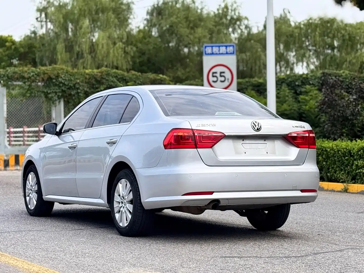 Volkswagen Lavida 2012 2013 1.6L Automatic Comfort Edition