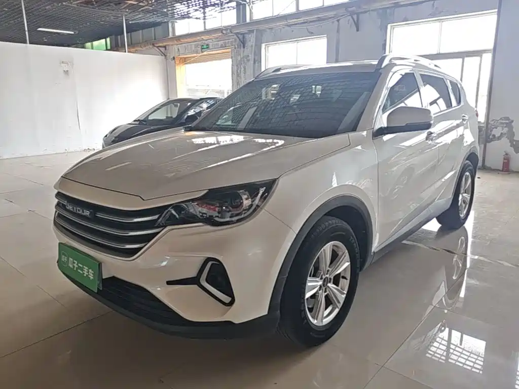 Jetour X70M 2022 2022 1.5T Manual Avant-garde Partner 5-seater