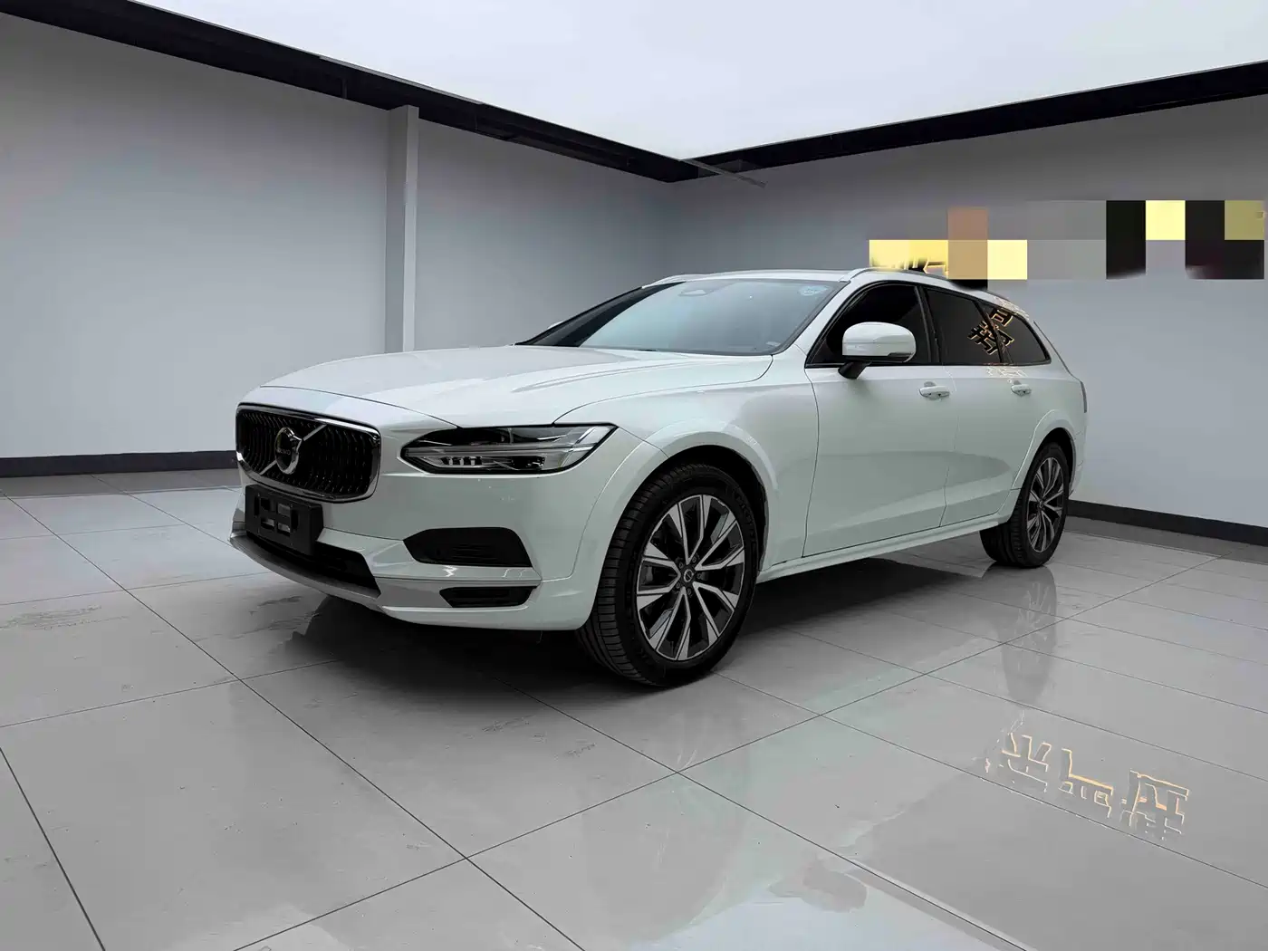 Volvo V90 2021 2022 Cross Country B5 AWD Momentum