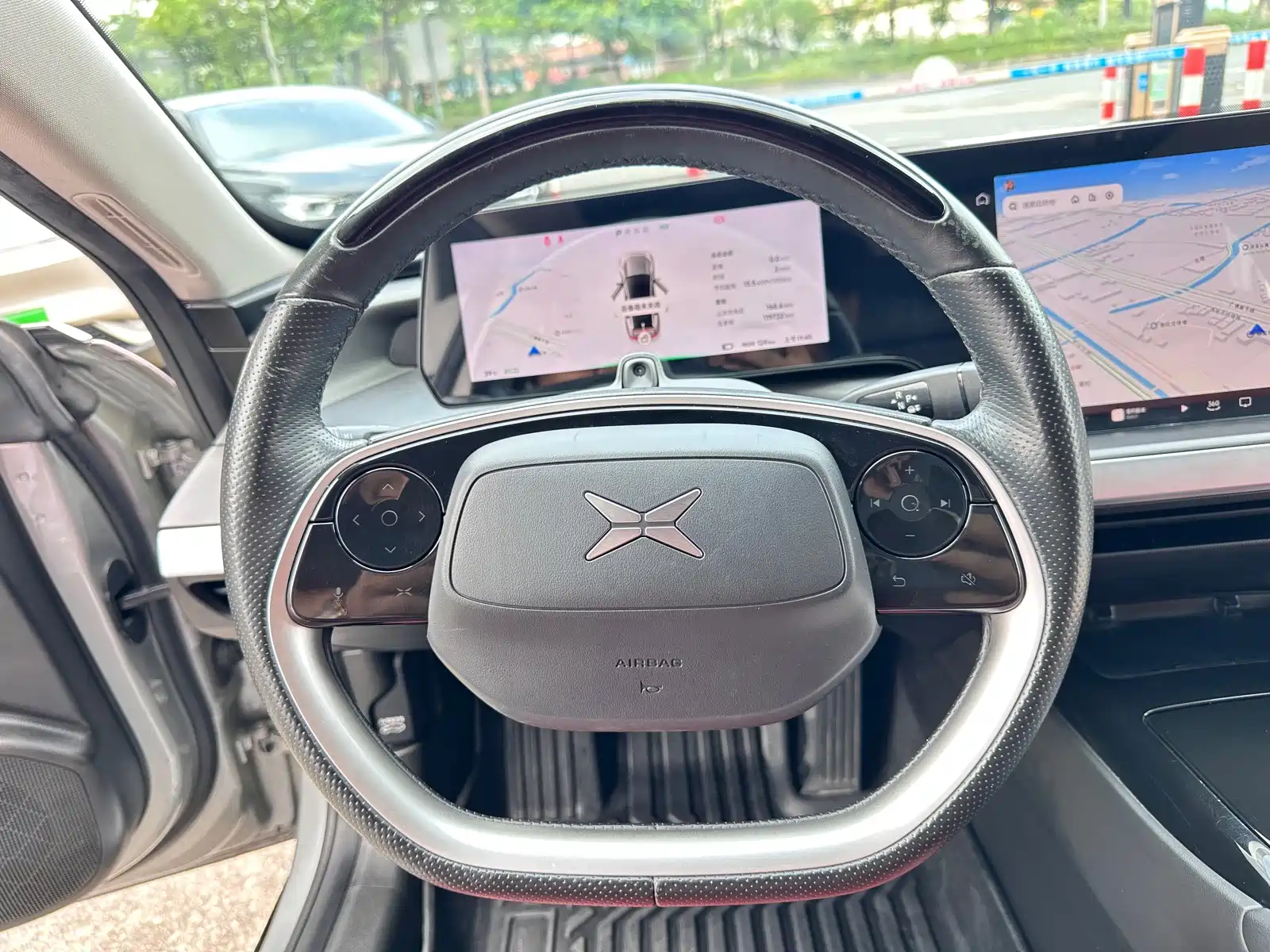 Фото 9 - XPeng P7