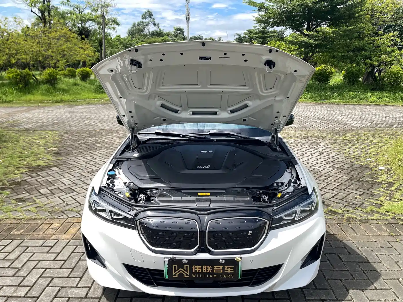 Фото 20 - BMW i3