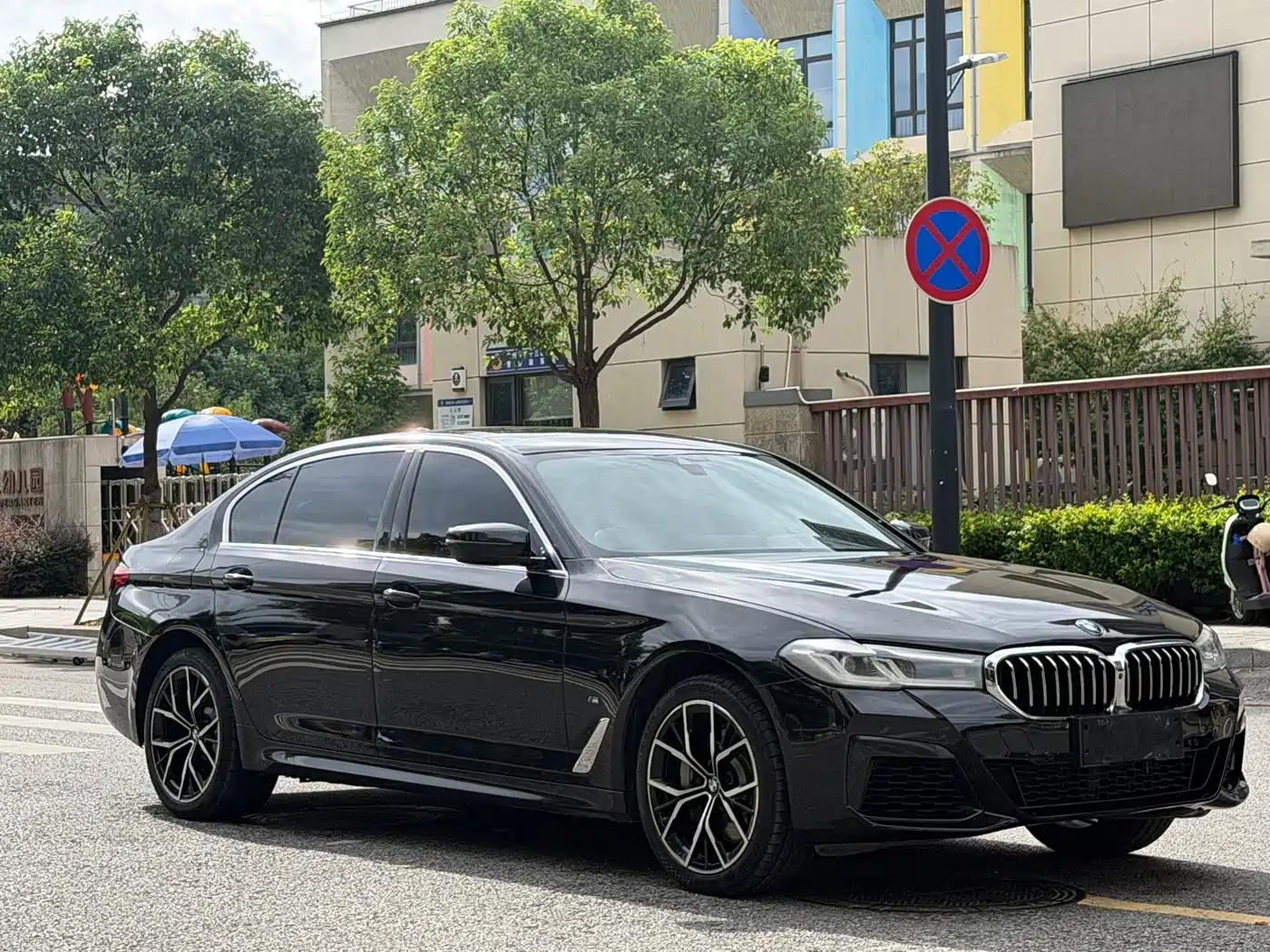 Фото 1 - BMW 5 Series