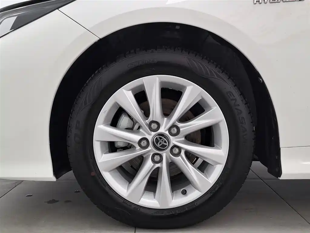 Toyota Corolla 2023 1.8L Smart Hybrid Dual Engine Elite Edition фото 17