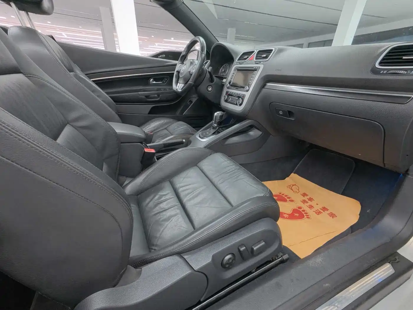 Volkswagen Eos 2011 Model 2.0TSI фото 11