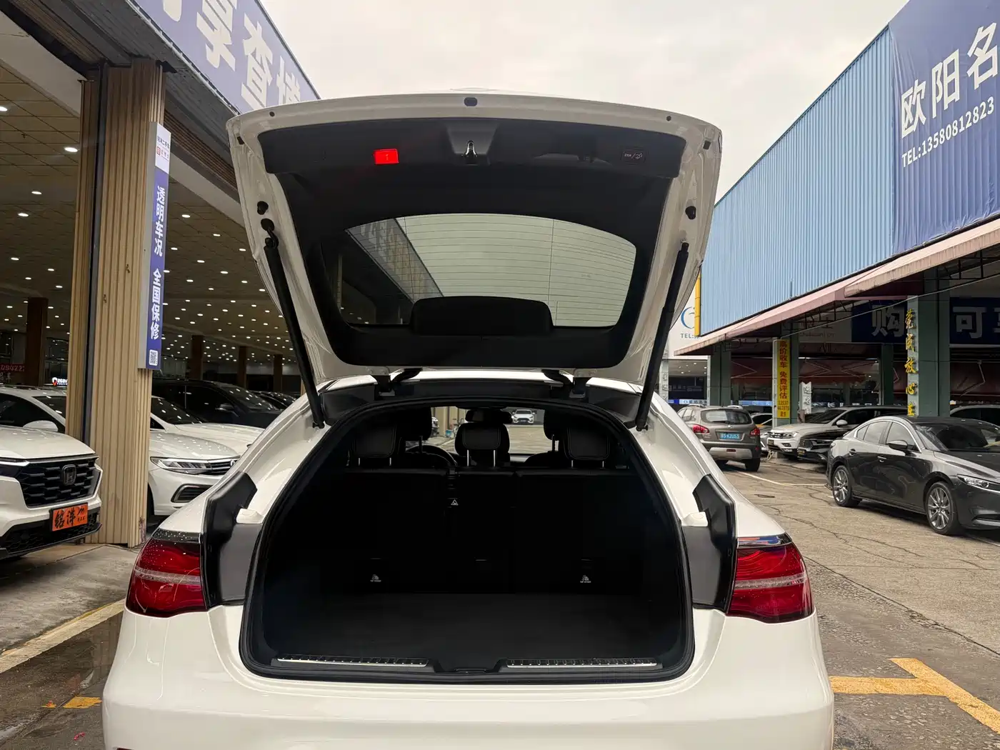 Mercedes-Benz GLC Coupe 2019 GLC 200 4MATIC Coupe SUV фото 13
