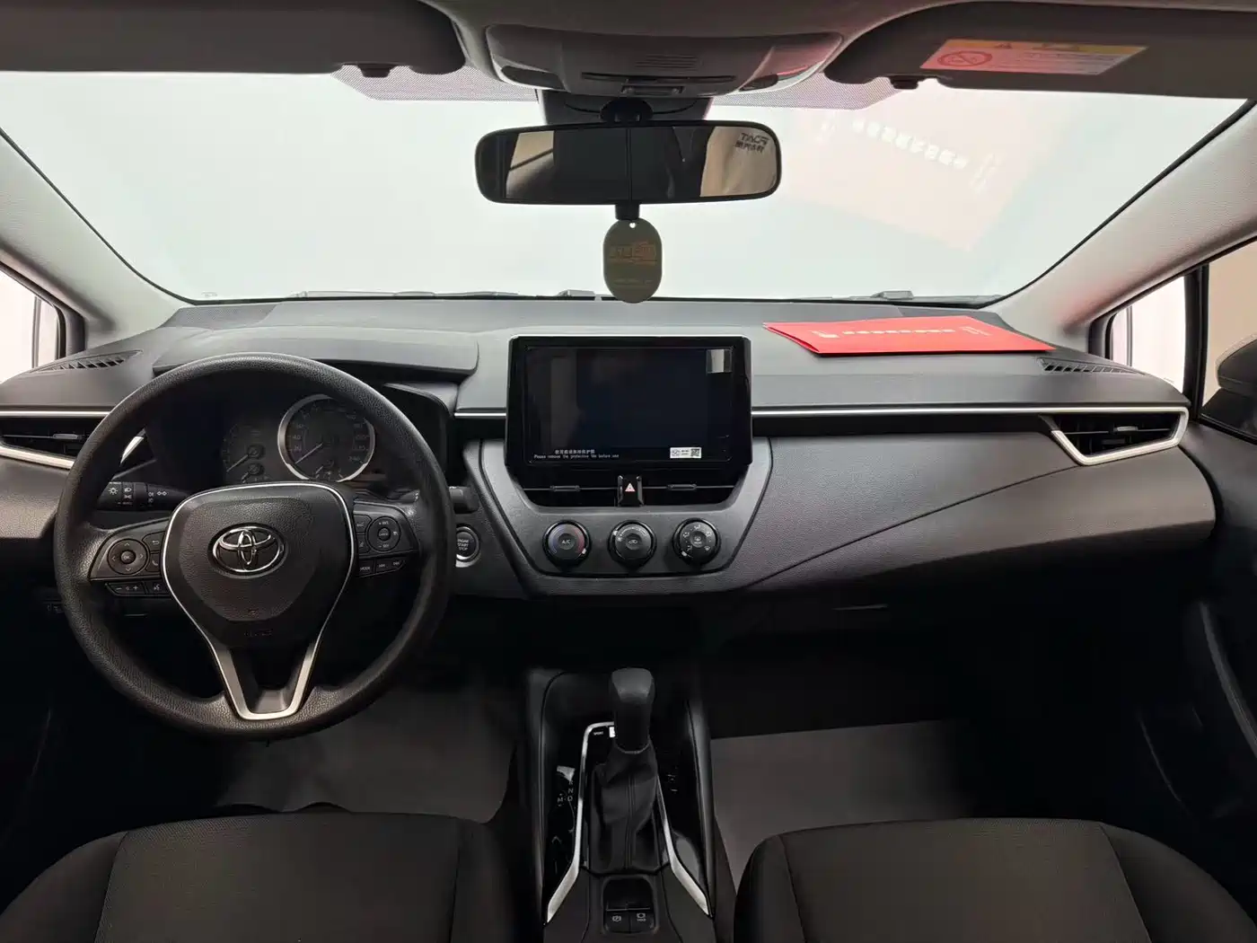 Toyota Corolla 2025 1.2T Pioneer Edition фото 14