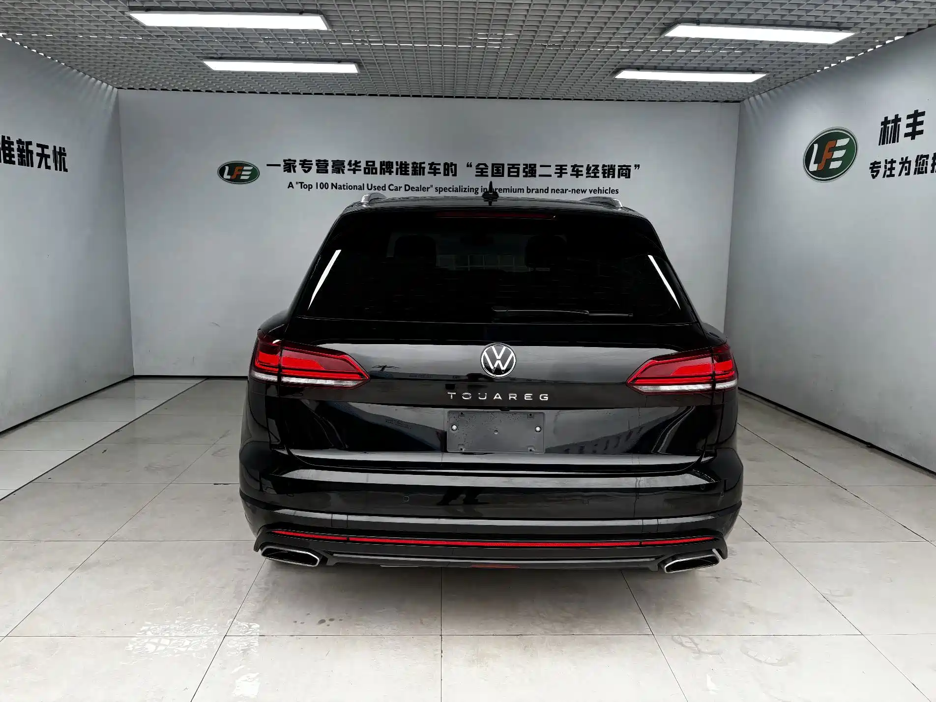 Фото 6 - Volkswagen Touareg