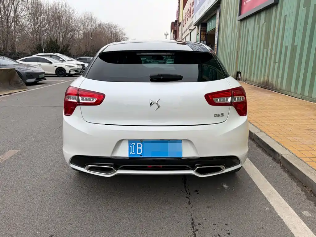 DS 5 2018 2014 1.6T Elegance THP160