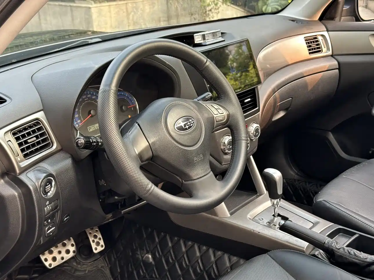 Subaru Forester 2009 2010 2.5XT Luxury Navigation Edition