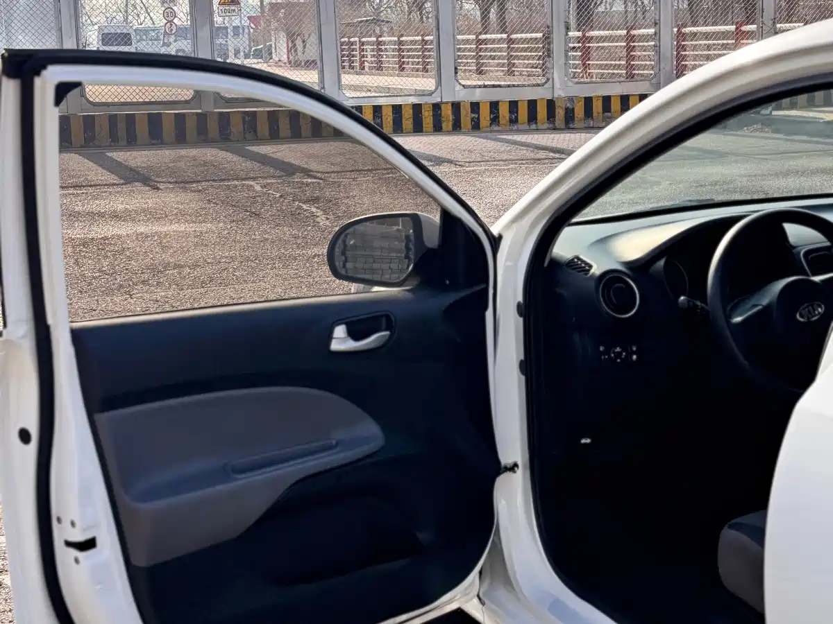 Kia Huan Chi 2021 2020 1.4L Auto Comfort Sunroof Version