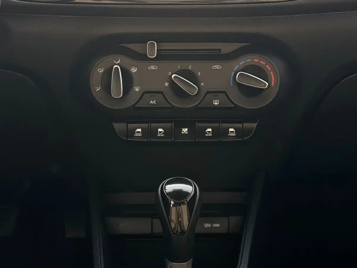 Kia Huan Chi 2021 2020 1.4L Auto Comfort Sunroof Version