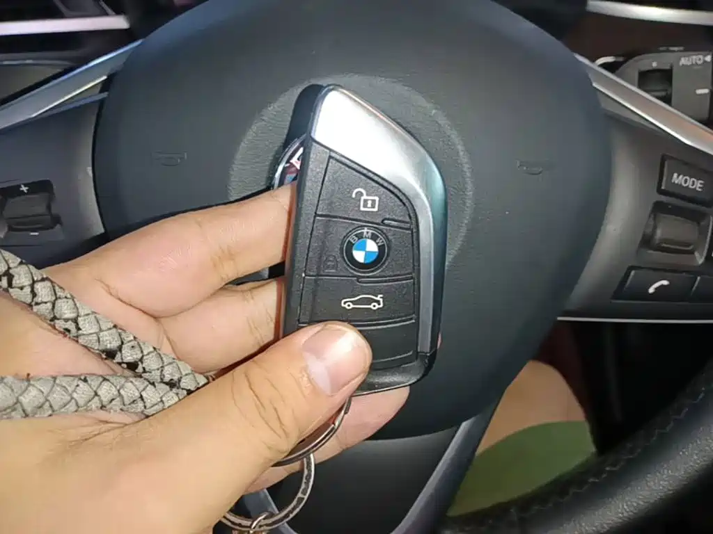 Photo 9 - BMW X2
