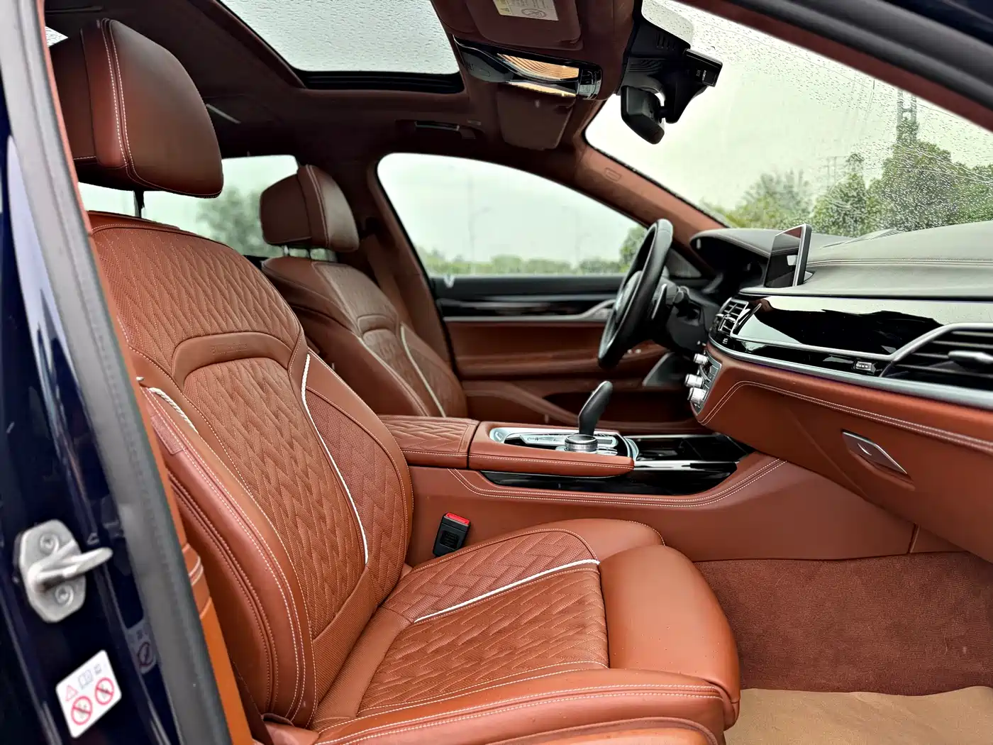 BMW 7 Series 2021 Model 740Li xDrive Executive M Sport Package фото 14