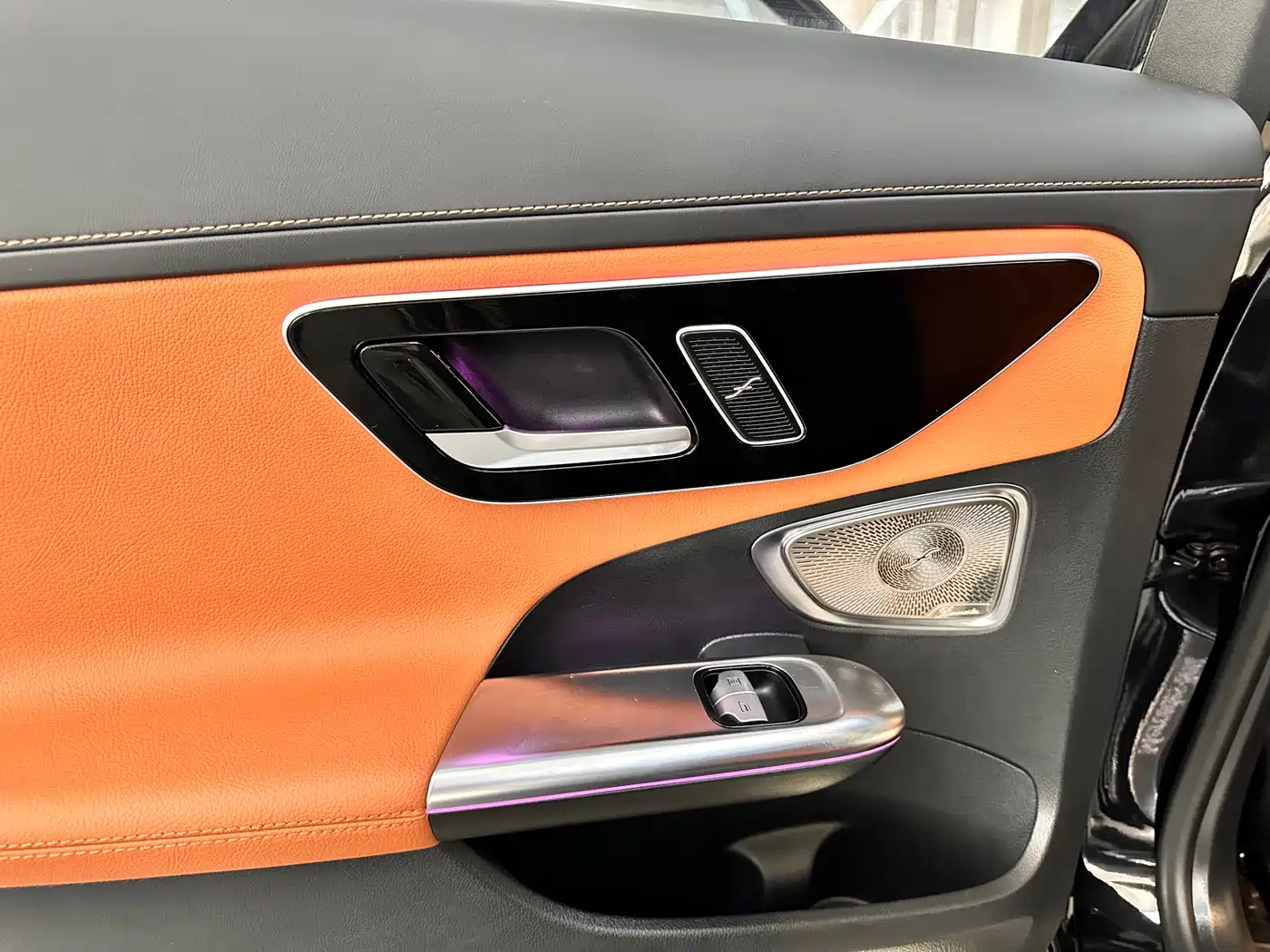 Mercedes-Benz C-Class 2022 Facelift C 260 L Night Edition Sport фото 10