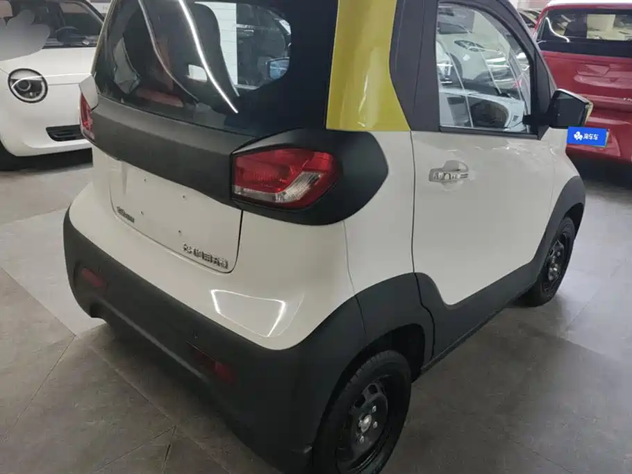 BAOJUN E100