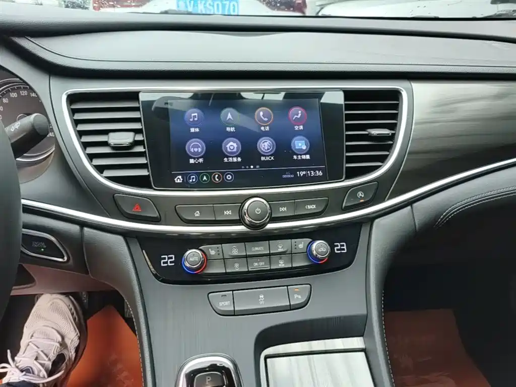Buick LaCrosse 2021 652T Luxury Edition фото 13