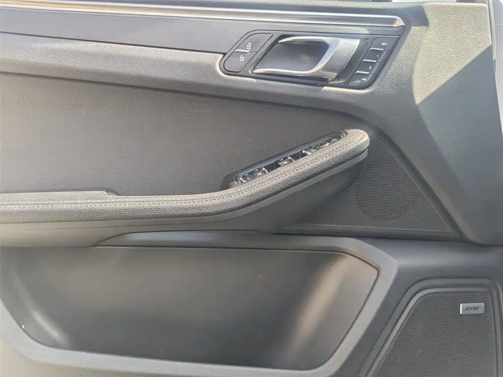 Porsche Macan 2020 Macan 2.0T фото 7
