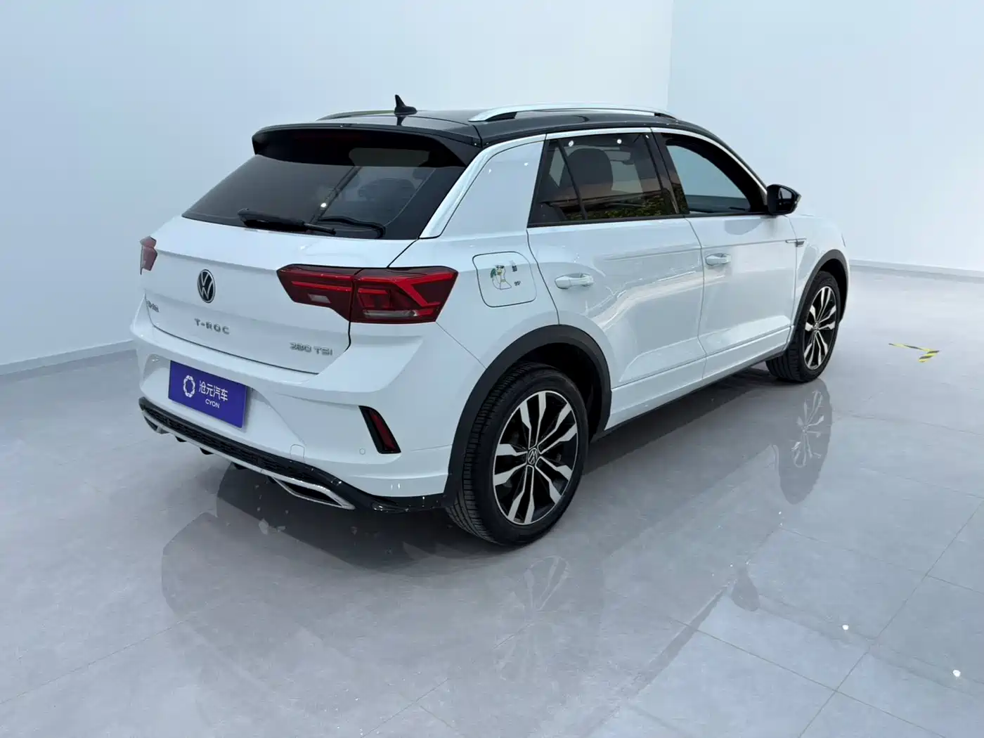 Volkswagen T-ROC 2022 280TSI DSG 2WD R-Line Pro PLUS фото 6