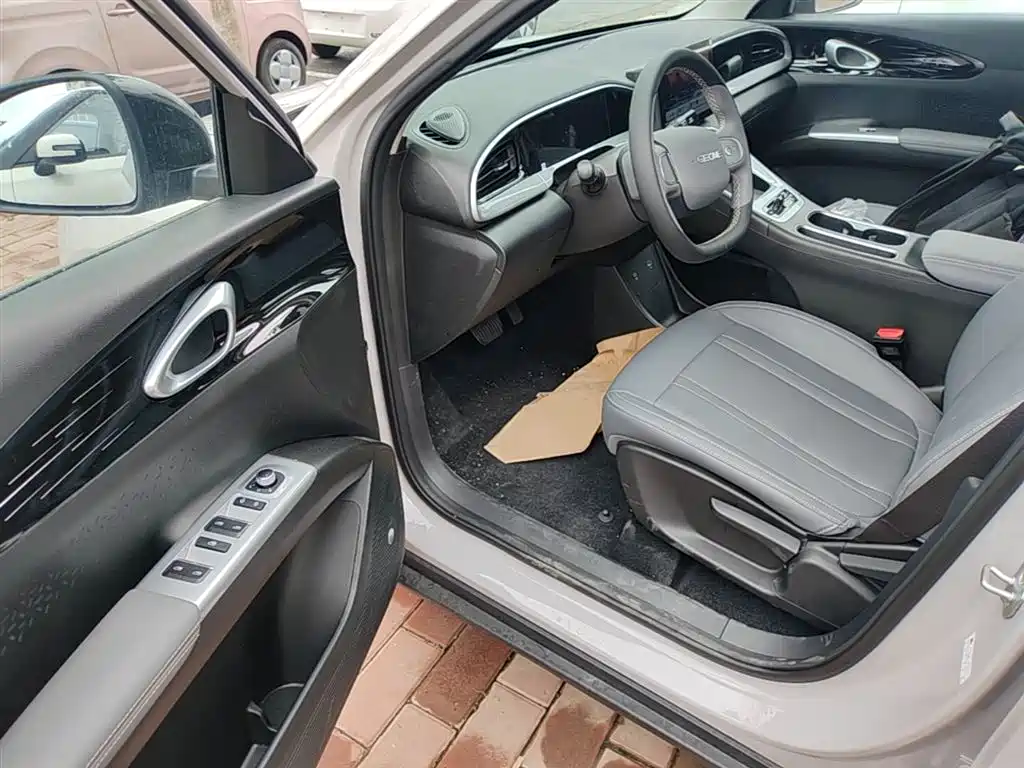 Geely Galaxy Starry Wish 2026 Edition 310km Youth Version фото 16
