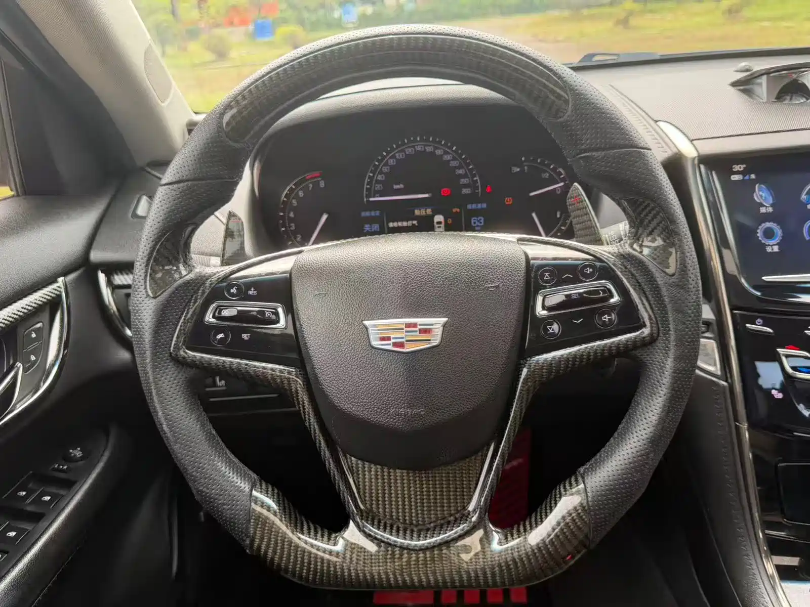 صورة 13 - Cadillac ATS-L