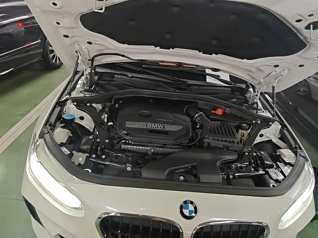 BMW 1 Series 2020 Model 125i Leading M Sport Package фото 20