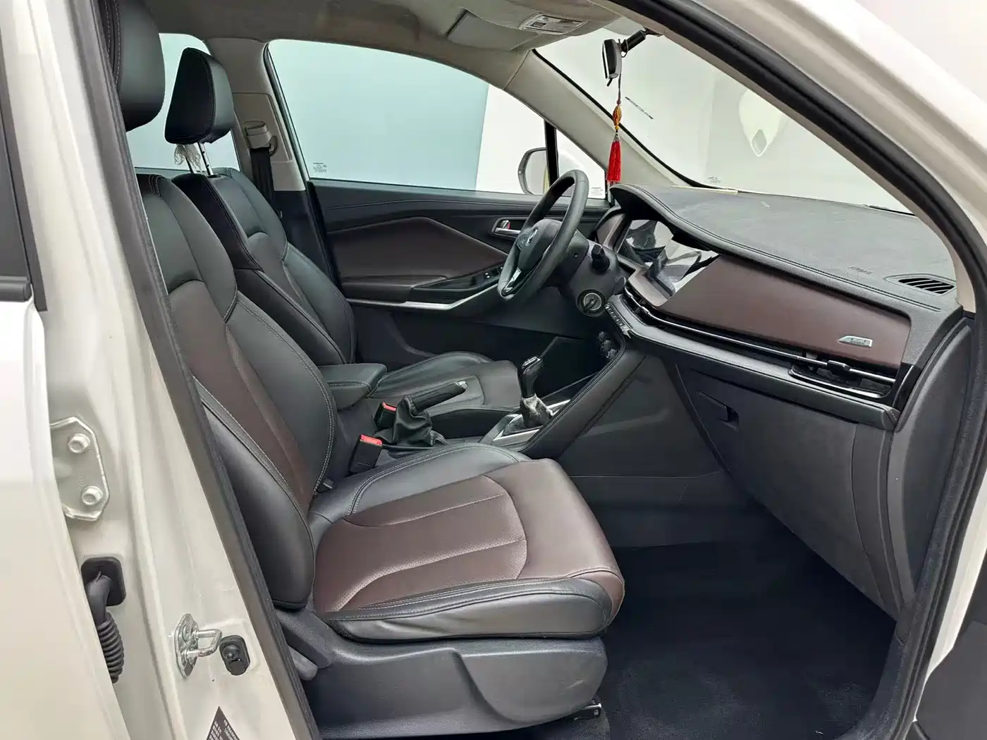 Changan CS15 2020 2021 1.5L Manual Progressive