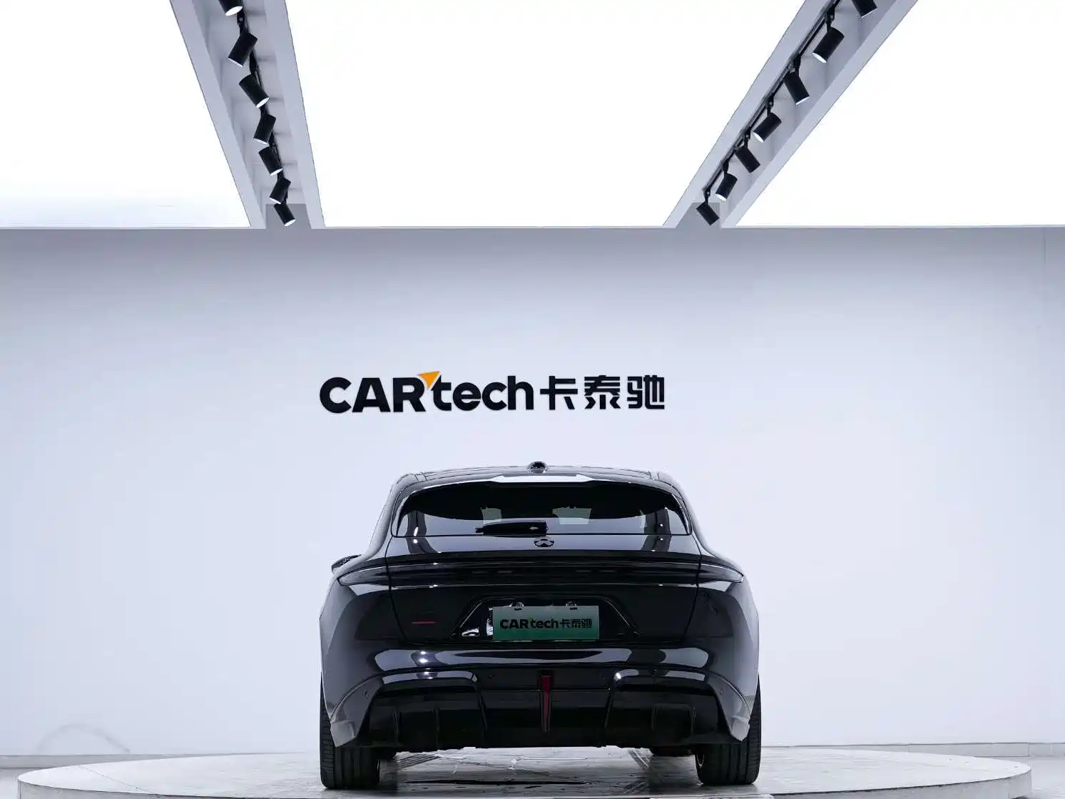 Фото 4 - NIO ET5T