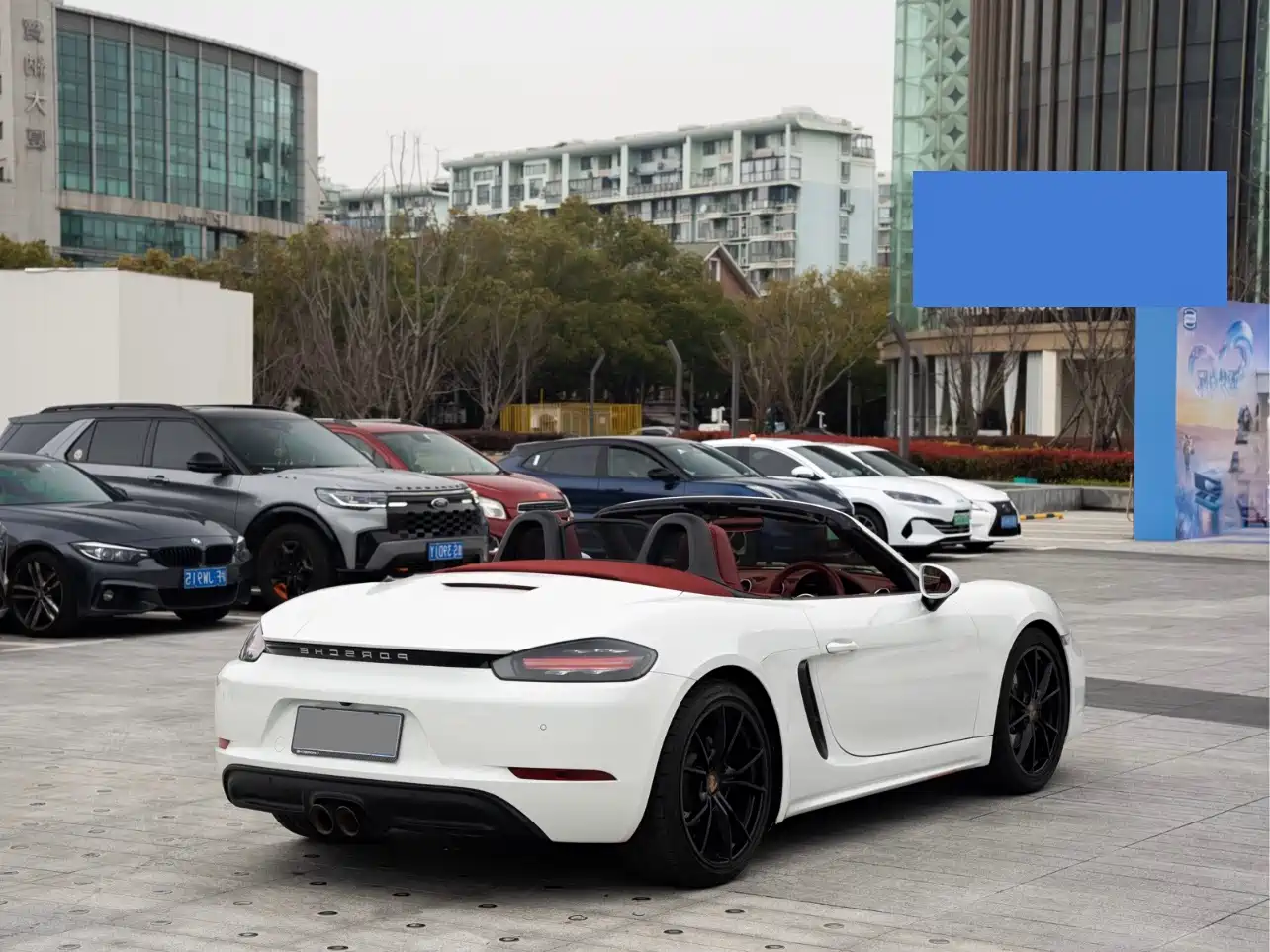 Porsche 718 2019 Boxster T 2.0T фото 17