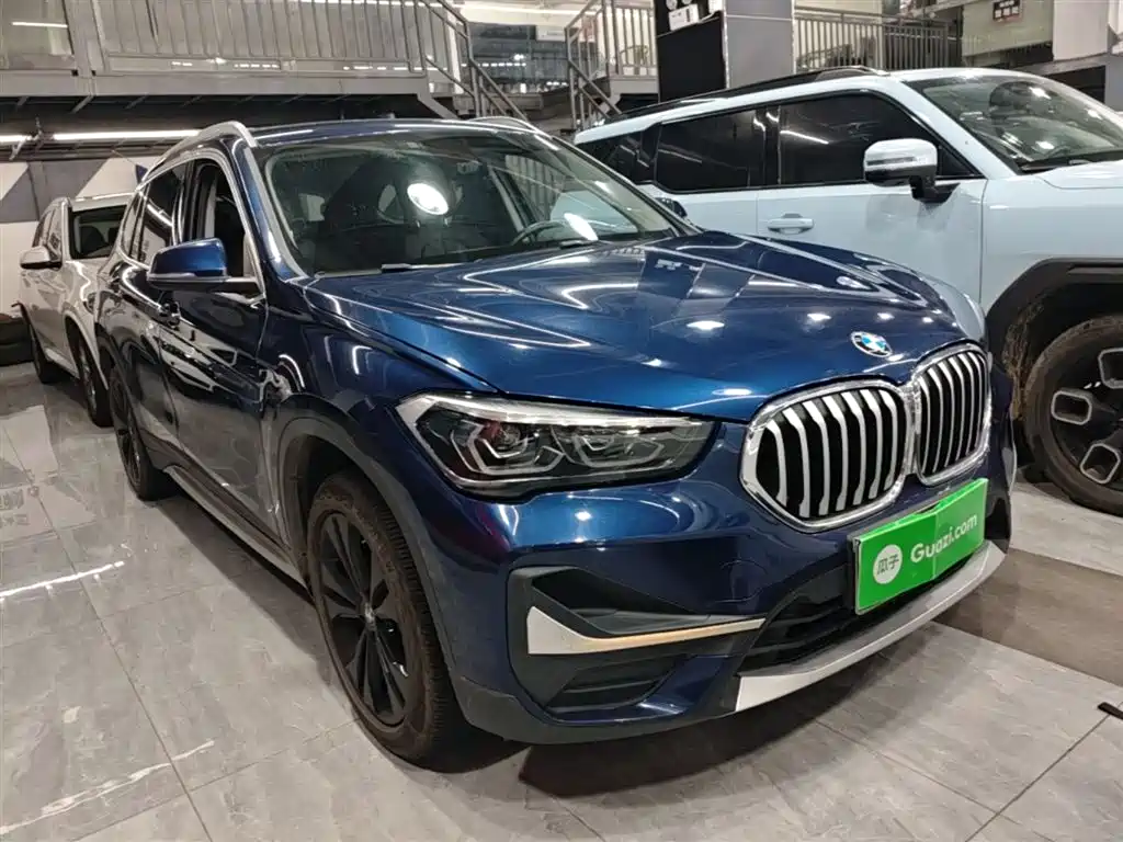BMW X1 2020 sDrive20Li Fashion Model фото 4