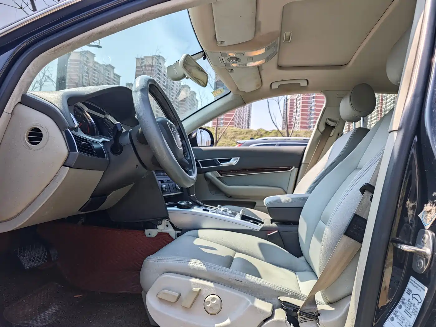 Audi A6L 2011 2.0 TFSI Automatic Comfort фото 5