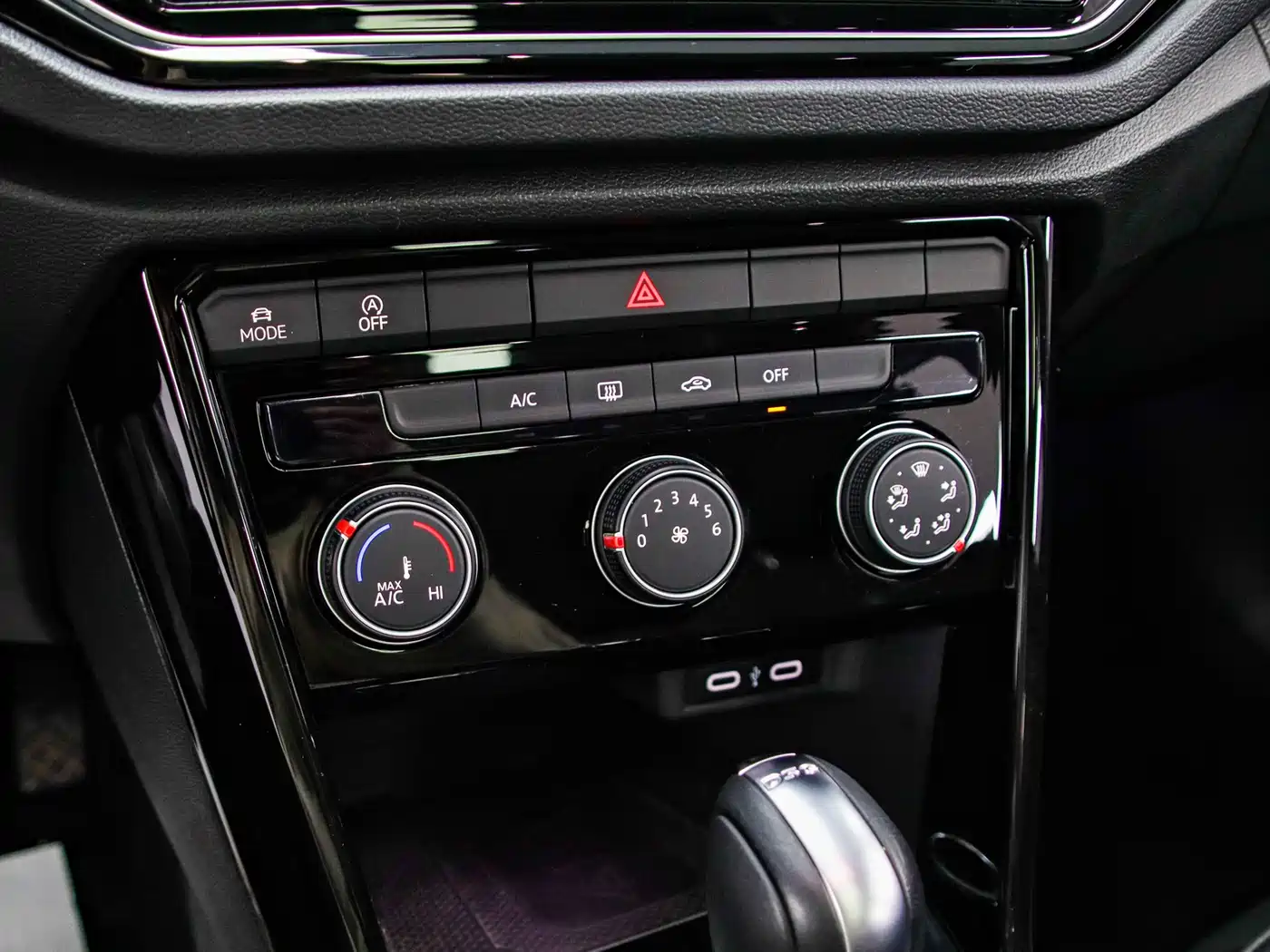 Volkswagen T-ROC 2022 280TSI DSG 2WD Elite PLUS фото 10