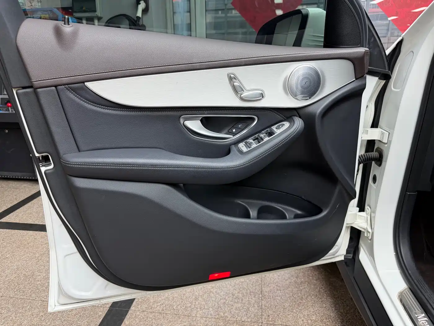 Mercedes-Benz GLC 2016 GLC 200 4MATIC фото 10