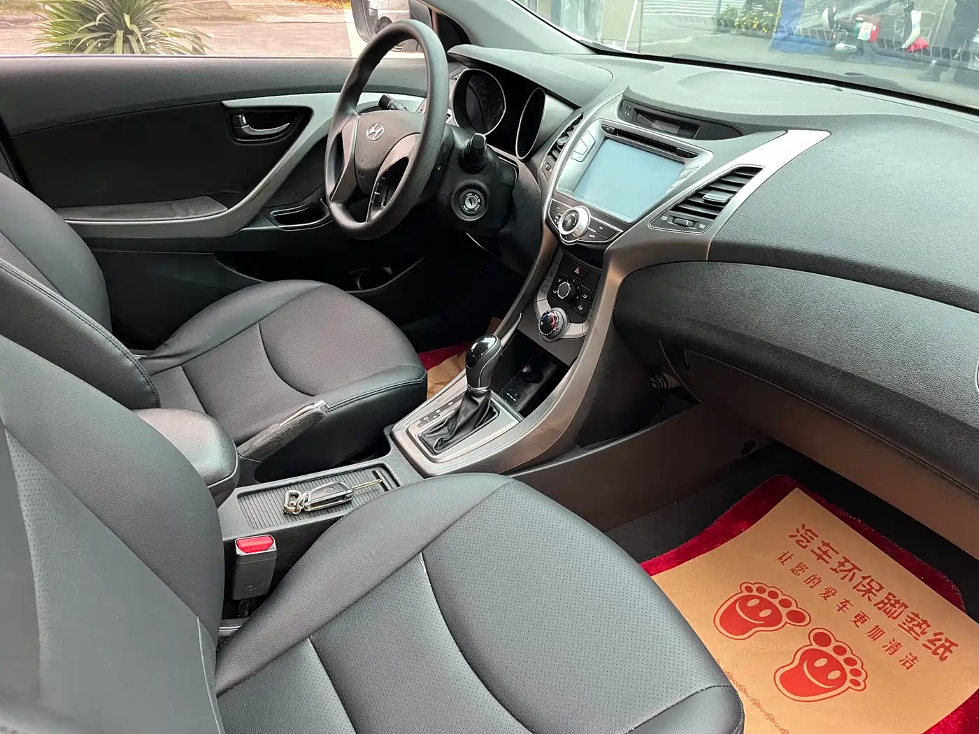 Hyundai Langdong 2012 1.6L Automatic Fashion фото 12