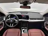 Photo 17 - BMW iX1