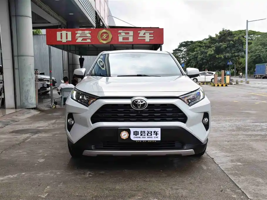 Toyota RAV4 Rongfang 2022 2.0L CVT 2WD Trend Plus Edition фото 2